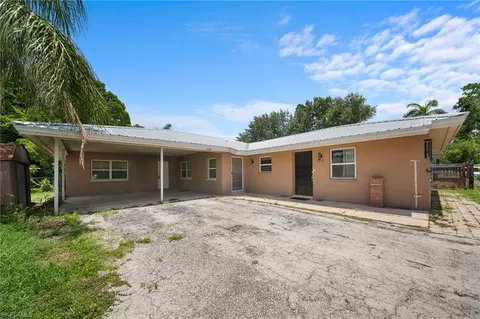 5820 Algiers St, Fort Myers, FL 33919