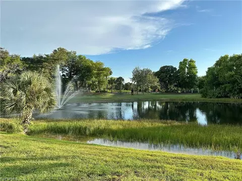 View/Area - 354 Dover Pl #202, Naples, FL 34104 photo 2 of 3