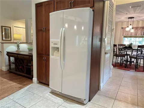 Kitchen - 354 Dover Pl #202, Naples, FL 34104 photo 3 of 7