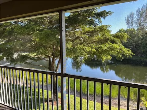View/Area - 354 Dover Pl #202, Naples, FL 34104 photo 1 of 3