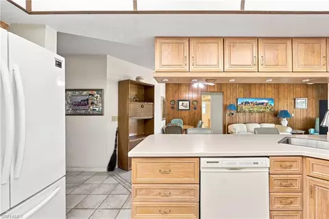 Kitchen - 4651 West Blvd, Naples, FL 34103 photo 2 of 3