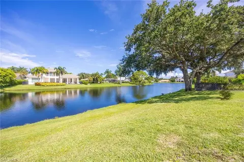 Exterior - 4651 West Blvd, Naples, FL 34103 photo 5 of 10