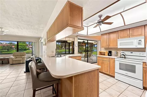 Kitchen - 4651 West Blvd, Naples, FL 34103 photo 3 of 3