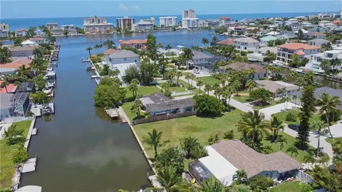476 Pine Ave, Naples, FL 34108 photo 7