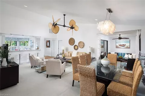 Dining - 508 Courtside Dr #E203, Naples, FL 34105 photo 2 of 3