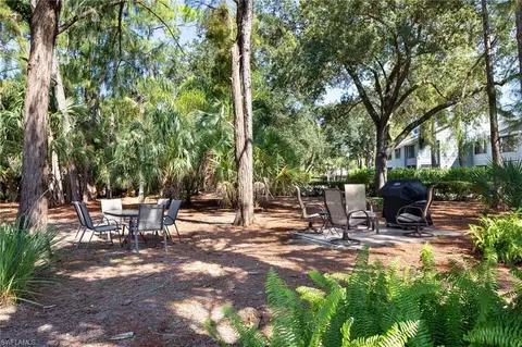 Exterior - 508 Courtside Dr #E203, Naples, FL 34105 photo 4 of 5