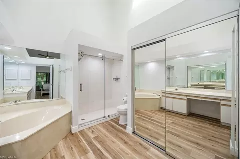 Bath - 792 Eagle Creek Dr #203, Naples, FL 34113 photo 1 of 4