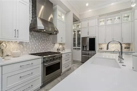 Kitchen - 16791 Cabreo Dr, Naples, FL 34110 photo 4 of 6