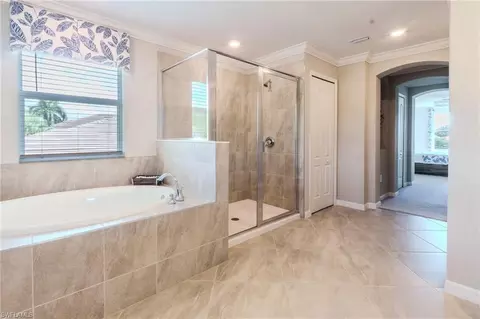 Bath - 3263 Hampton Blvd, Alva, FL 33920 photo 4 of 4