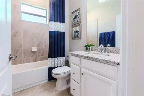 Bath - 3263 Hampton Blvd, Alva, FL 33920 photo 1 of 4