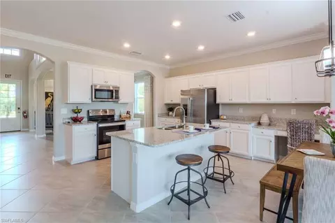 Kitchen - 3263 Hampton Blvd, Alva, FL 33920 photo 3 of 6