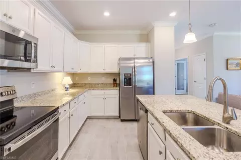 Kitchen - 17332 Ashcomb Way, Estero, FL 33928 photo 2 of 4