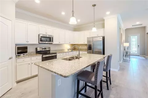 Kitchen - 17332 Ashcomb Way, Estero, FL 33928 photo 4 of 4