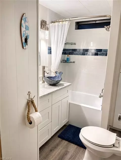 Bath - 79 Le Mans Dr, Naples, FL 34112 photo 1 of 3