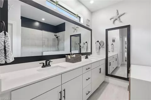 Bath - 18566 Ives Dr, Estero, FL 33928 photo 1 of 4