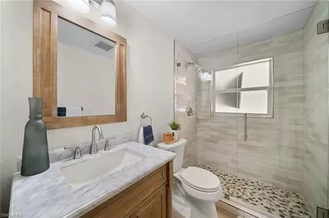 Bath - 1135 7th St S, Naples, FL 34102 photo 2 of 3