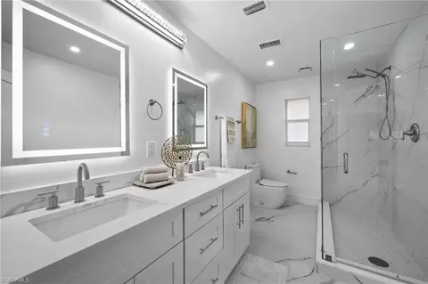 Bath - 105 Harrison Rd #4, Naples, FL 34112 photo 3 of 3