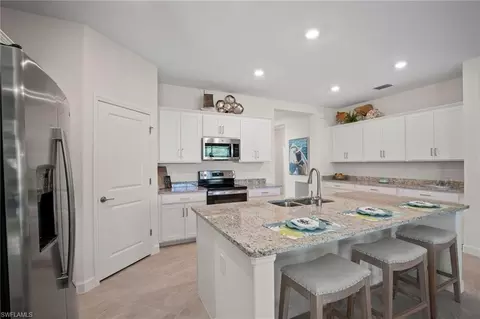Other - 3103 E Windsor Dr, Alva, FL 33920 photo 4 of 13