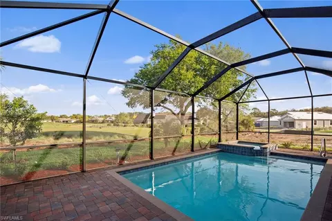 Exterior - 3103 E Windsor Dr, Alva, FL 33920 photo 3 of 9