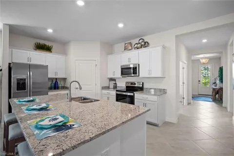 Kitchen - 3103 E Windsor Dr, Alva, FL 33920 photo 2 of 2