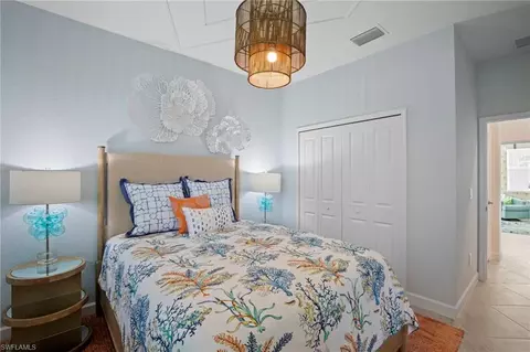 Bedroom - 3103 E Windsor Dr, Alva, FL 33920 photo 4 of 6