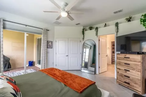 Bedroom - 2645 Vine Ave, Naples, FL 34120 photo 2 of 4