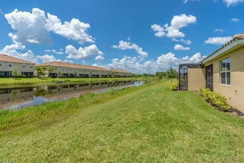 Exterior - 2645 Vine Ave, Naples, FL 34120 photo 4 of 10