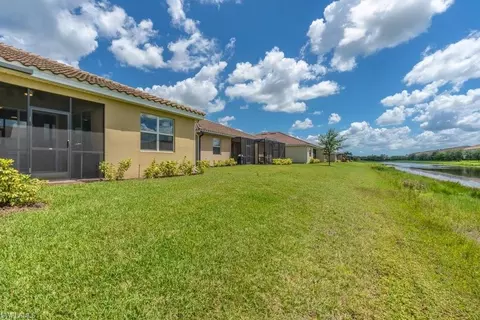 Exterior - 2645 Vine Ave, Naples, FL 34120 photo 2 of 10
