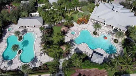 Exterior - 2645 Vine Ave, Naples, FL 34120 photo 8 of 10