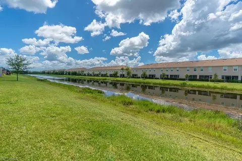 Exterior - 2645 Vine Ave, Naples, FL 34120 photo 5 of 10