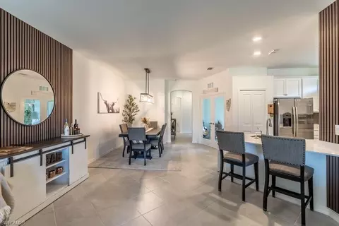 2645 Vine Ave, Naples, FL 34120