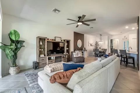 Living - 2645 Vine Ave, Naples, FL 34120 photo 4 of 4