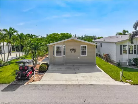 5617 Brightwood Dr, Fort Myers, FL 33905