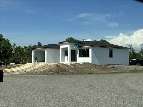 5080 Hogan St, Port Charlotte, FL 33981