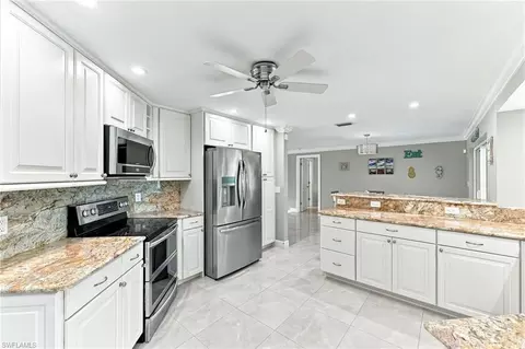 Kitchen - 350 Pinehurst Cir, Naples, FL 34113 photo 2 of 3