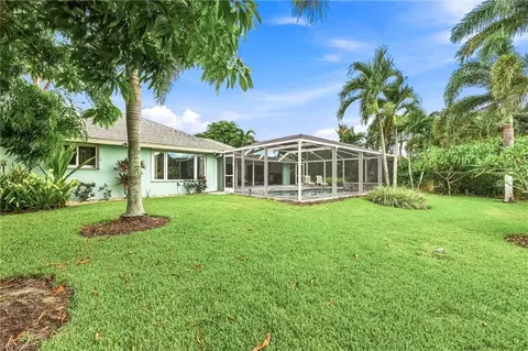 Exterior - 350 Pinehurst Cir, Naples, FL 34113 photo 5 of 8