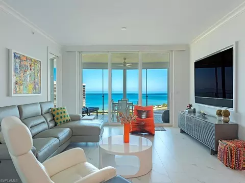 60 Seagate Dr #1505, Naples, FL 34103
