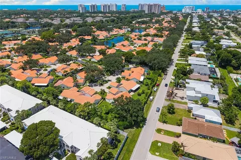 View/Area - 812 Reef Point Cir, Naples, FL 34108 photo 3 of 3