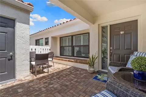 Exterior - 812 Reef Point Cir, Naples, FL 34108 photo 5 of 16