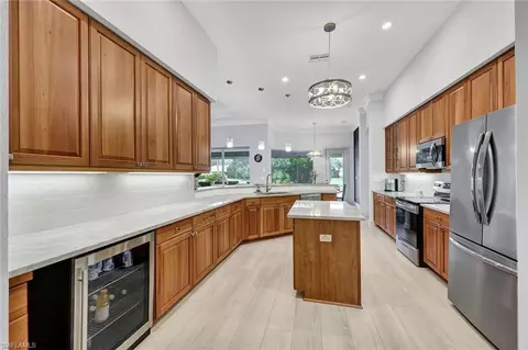 Kitchen - 16075 Parque Ln, Naples, FL 34110 photo 2 of 4
