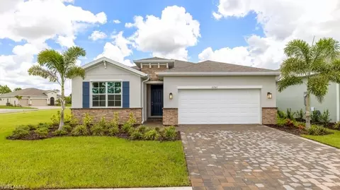 18217 Water Crossing Dr, North Fort Myers, FL 33917