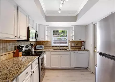 Kitchen - 856 98th Ave N, Naples, FL 34108 photo 1 of 3