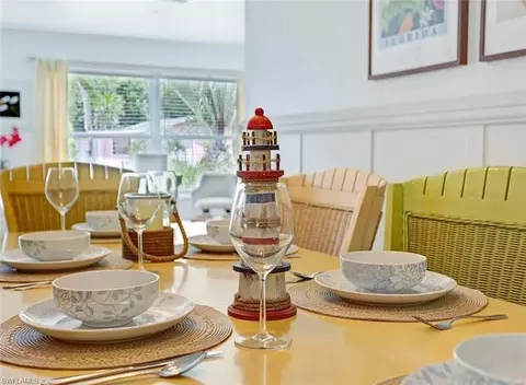 Dining - 856 98th Ave N, Naples, FL 34108 photo 3 of 3