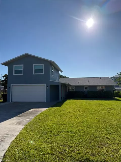 27261 Gasparilla Dr, Bonita Springs, FL 34135