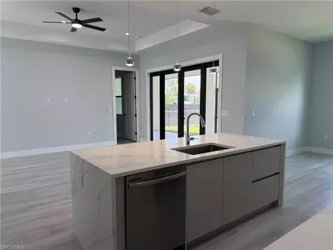 Kitchen - 3237 29th Ave NE, Naples, FL 34120 photo 4 of 8