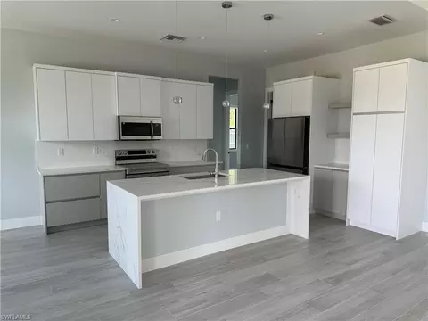 Kitchen - 3237 29th Ave NE, Naples, FL 34120 photo 1 of 8
