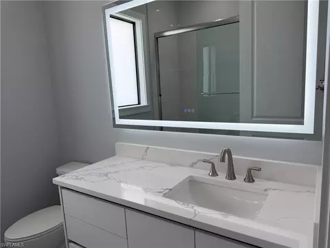 Bath - 3237 29th Ave NE, Naples, FL 34120 photo 4 of 6