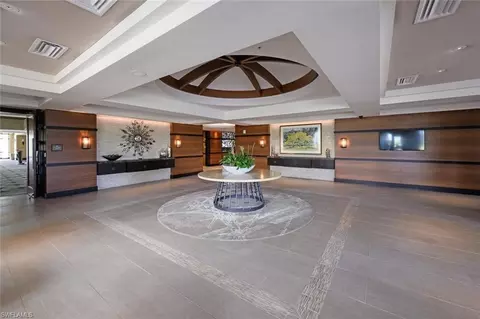 Entry Way - 506 Courtside Dr #E201, Naples, FL 34105 photo 3 of 7