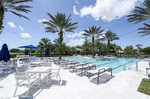 Exterior - 506 Courtside Dr #E201, Naples, FL 34105 photo 6 of 8