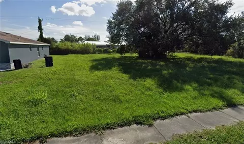 2037 Jaylen Watkins St, Fort Myers, FL 33916
